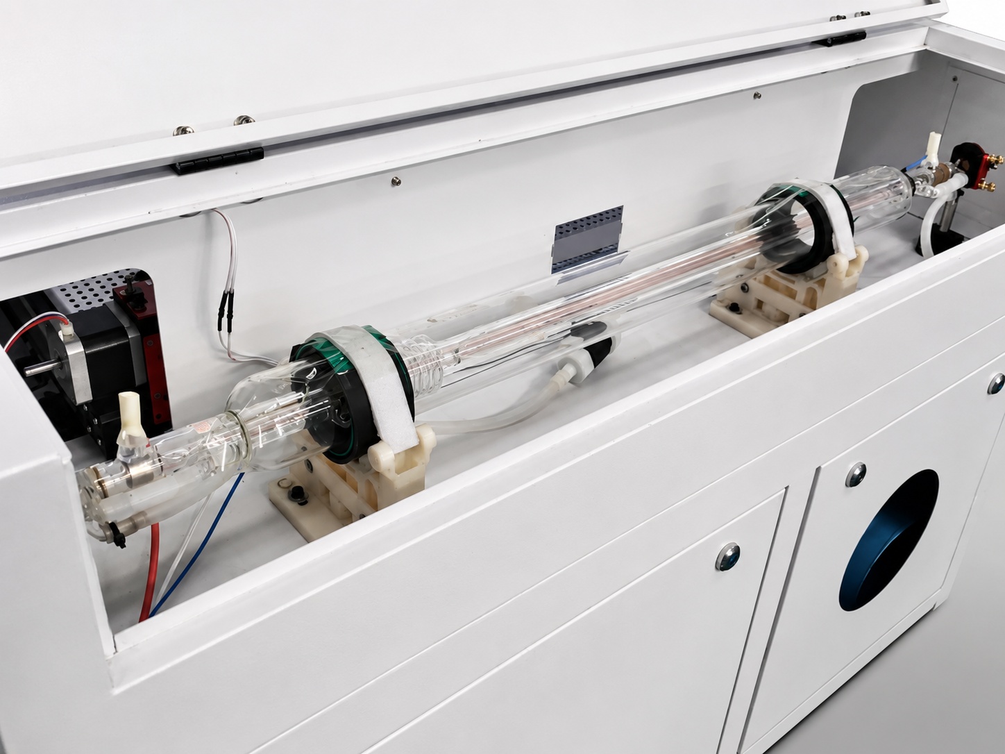 Tubo laser CO₂ e sistema interno